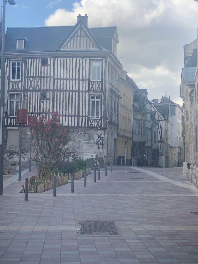 Lylylodge Rouen Luaran gambar